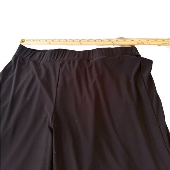 Notations Black Pleated Maxi Capris for Work - Picture 5 of 7